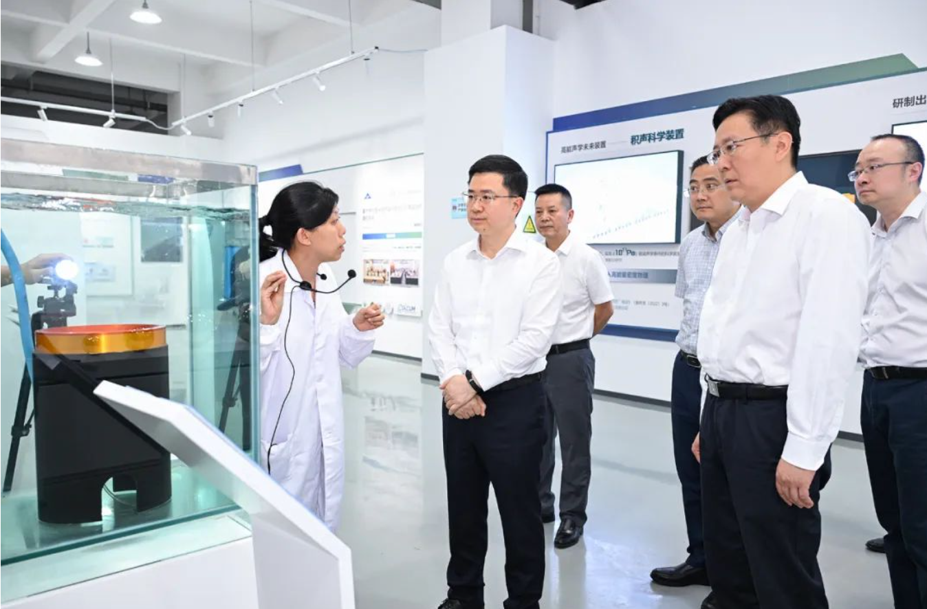 重慶市委常委、兩江新區黨工委書記羅藺調研海扶科技